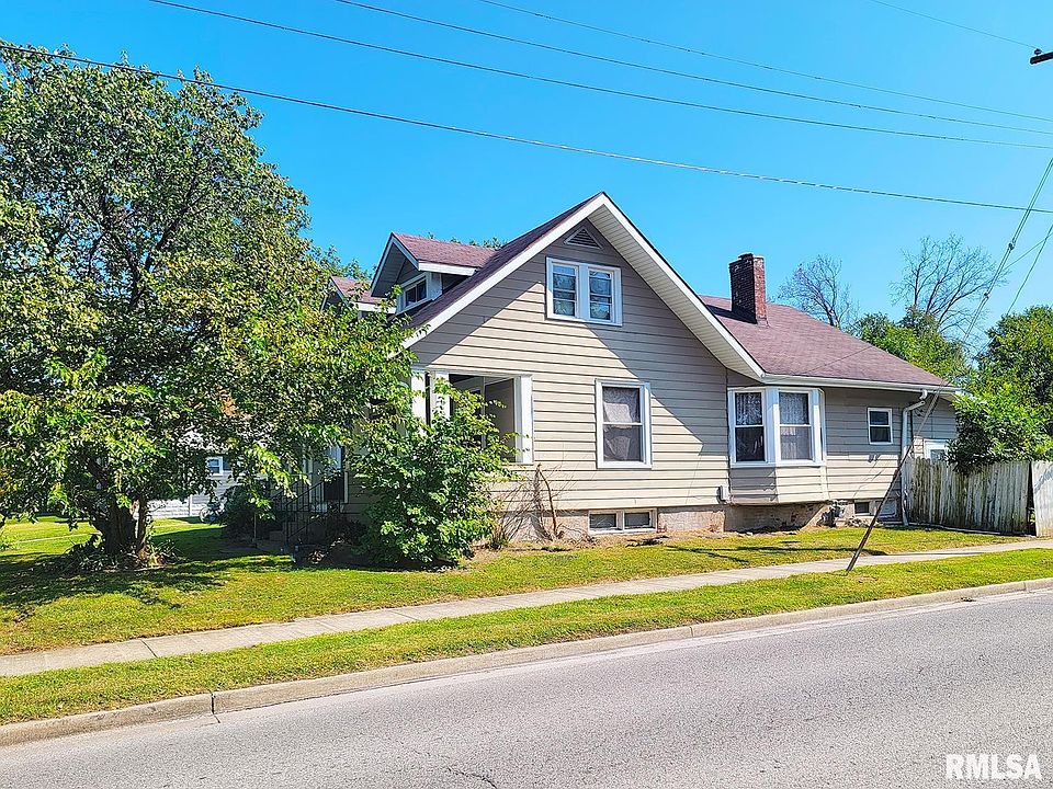 901 E 3rd St, Centralia, IL 62801 Zillow