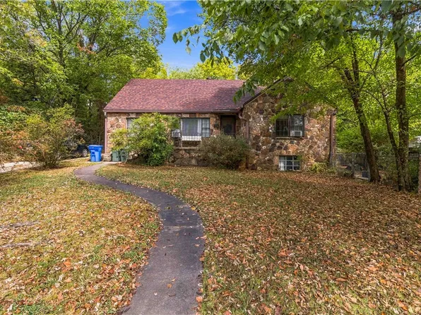 130 E Prospect St, Fayetteville, AR 72701