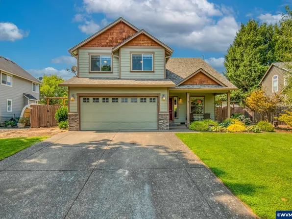 307 SW Bell Dr, Dallas, OR 97338