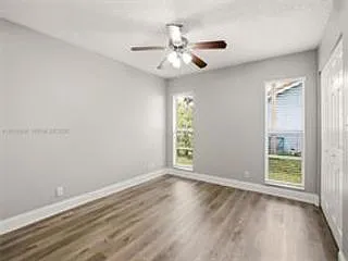 3 bed, 2.5 bath, $4,950 — Photo 3