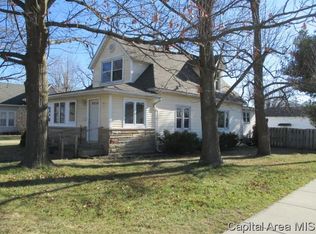 414 Carroll St, Pawnee, IL 62558