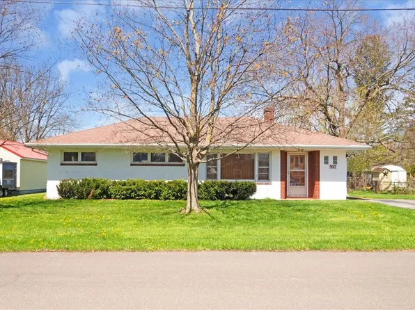 3017 Bonnie Ln, Palmyra, NY 14522