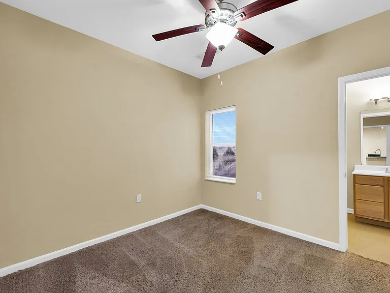 Copper View Apartments — Photo 64