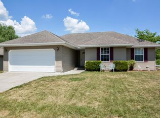 358 Dolphin Ct, Sparta, MO 65753
