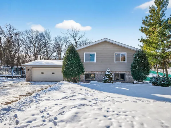 13521 Dan Patch Dr, Savage, MN 55378