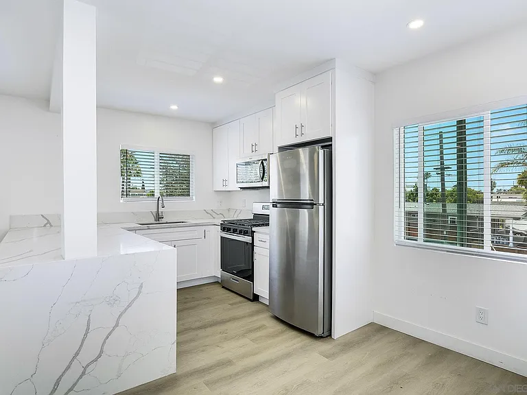 3204 Collier Ave #3204 — Photo 17