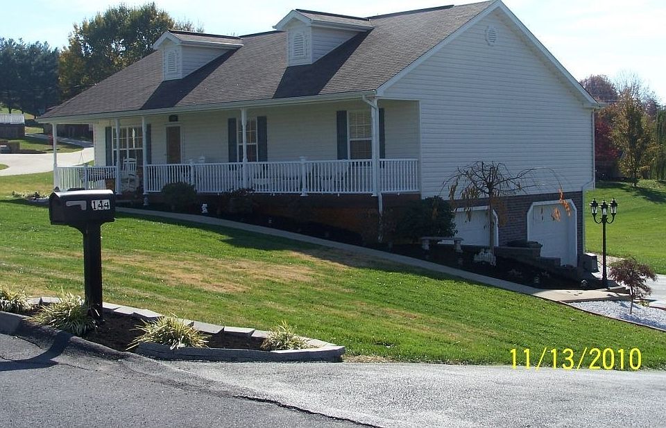 For Sale: 144 Kanes Court, Jonesborough, TN 37659
