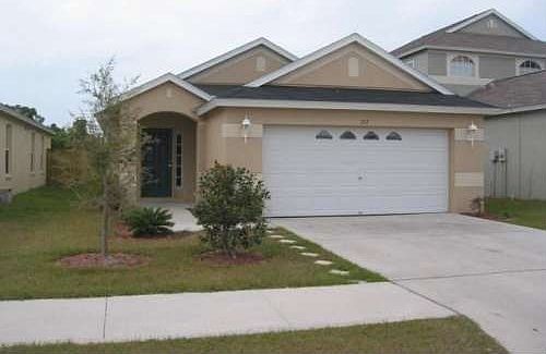 1st image of 717 Cristelle Jean Dr