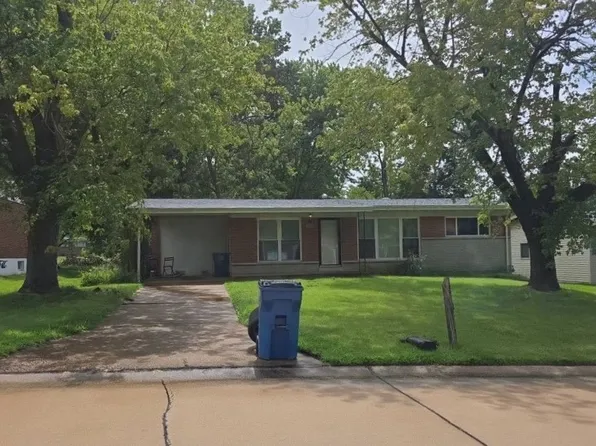 1830 Dunnideer Dr, Saint Louis, MO 63136