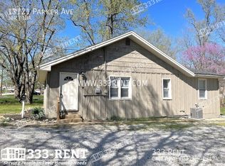 13121 Parker Ave, Grandview, MO 64030