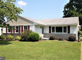 163 S Wall St, Spring City, PA 19475