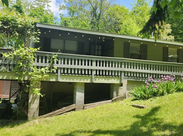 1373 Park Line Rd, Stanley, VA 22851