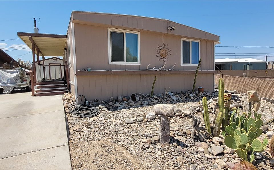 1st image of 1909 Sea Breeze Lane