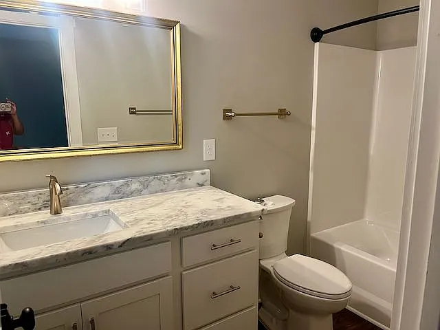 Second Full Bathroom