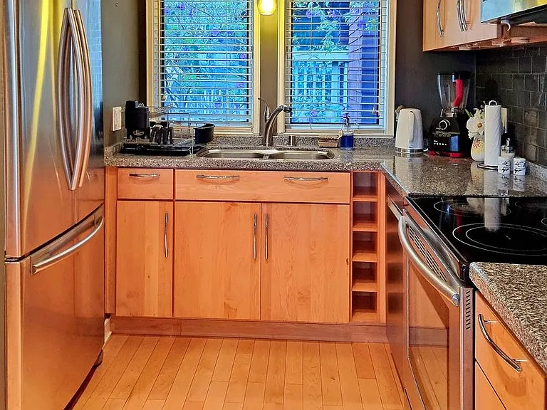 464 Headlands Ct — Photo 25