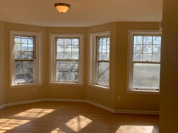 118 3rd St NE APT 3, Washington, DC 20002