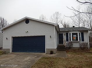 9307 Sissone Dr, Fairdale, KY 40118