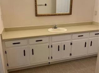 966 Williamsburg Ln, Norcross, GA 30093