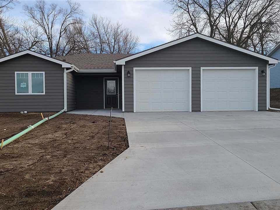 1st image of 130 Allen Hill Dr