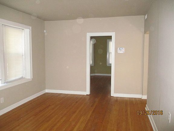 5th image of 5600 S Fairfield Ave