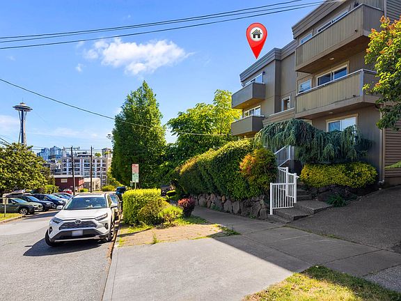 3rd image of 813 2nd Ave N #B