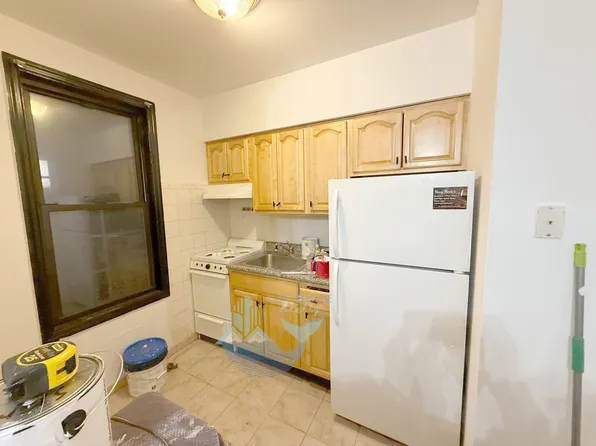 9016 4th Avenue image 4 of 5