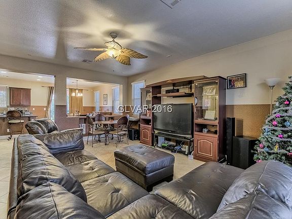 5th image of 8037 Redbud Vine St