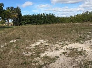 1615 NE 6th Pl, Cape Coral, FL 33909