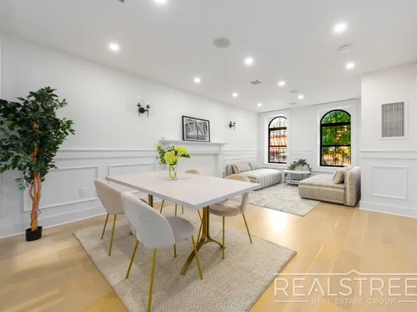 90 Hull Street image 2 of 15