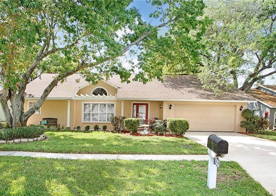 1st image of 10429 Tara Dr
