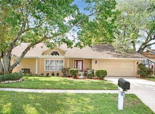 10429 Tara Dr, Riverview, FL 33578