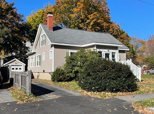 21 Fleetwood St, Portland, ME 04102