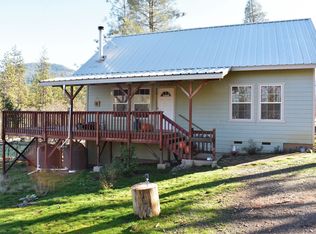 400 Dirt Road, Hayfork, CA 96041
