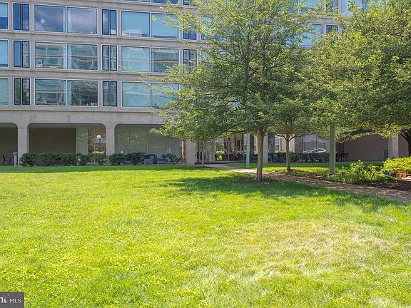 2nd image of 1101 3rd St SW APT 610