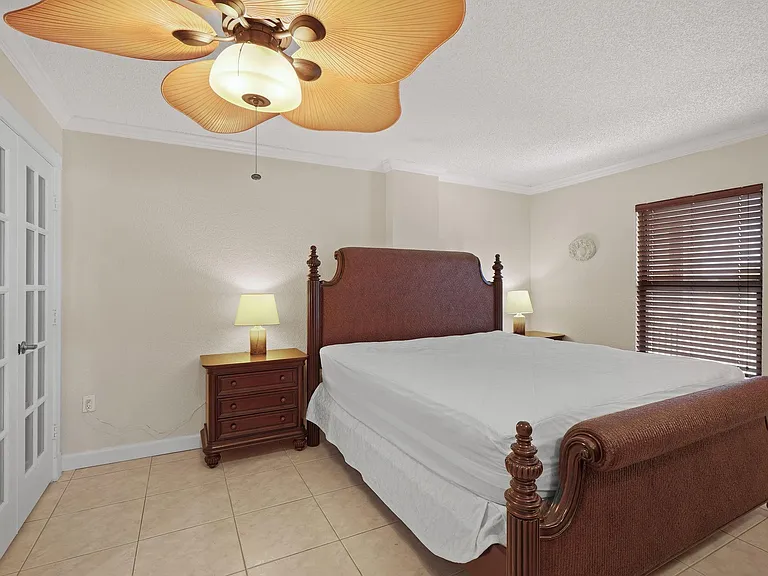 3100 NE 48th St #415 — Photo 21