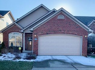 3112 Many Oaks Park, Lexington, KY 40509