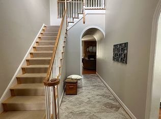 10869 Patowmack Dr, Great Falls, VA 22066