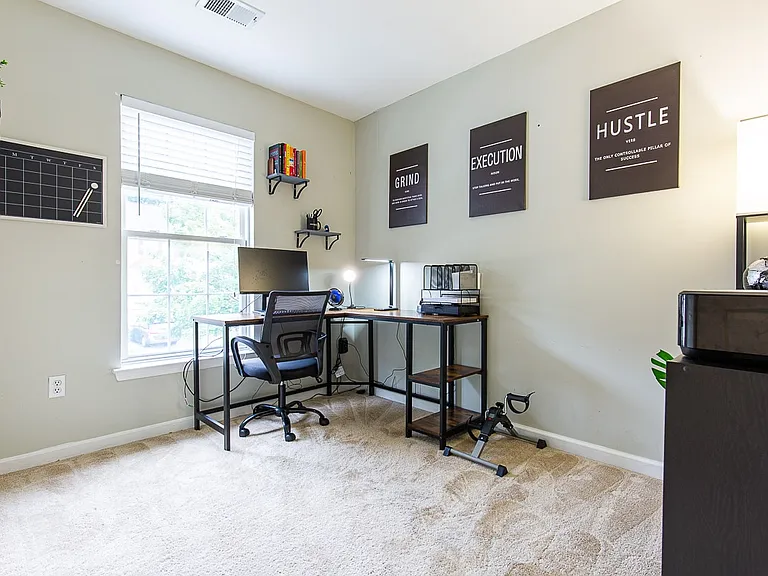 18744 Harmony Woods Ln — Photo 14