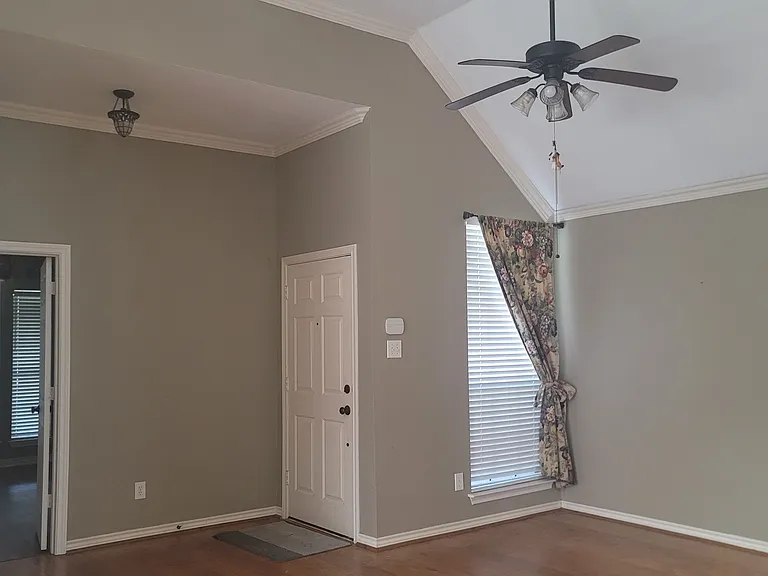 8432 Grand Canyon Dr — Photo 6