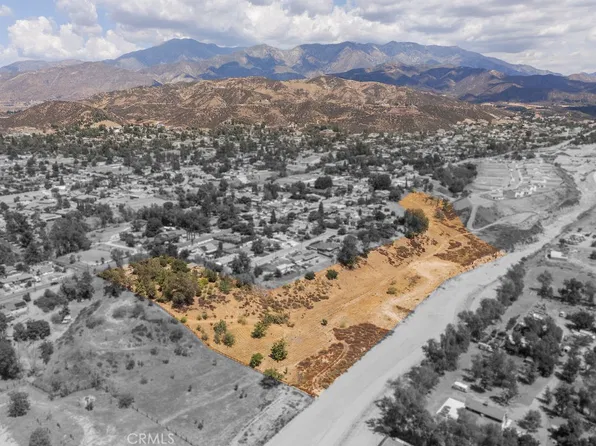35525 Wildwood Canyon Rd, Yucaipa, CA 92399