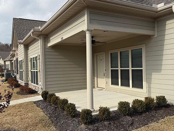 2nd image of 292 Mountain Terrace Cir