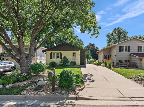 920 19th Ave N, South Saint Paul, MN 55075