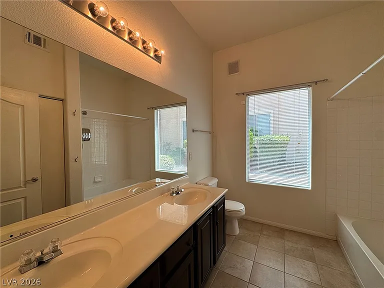 3350 Cactus Shadow St #102 — Photo 15