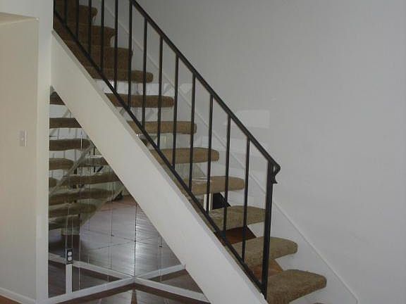 4th image of 2233 W Farmdale Ave Unit 13