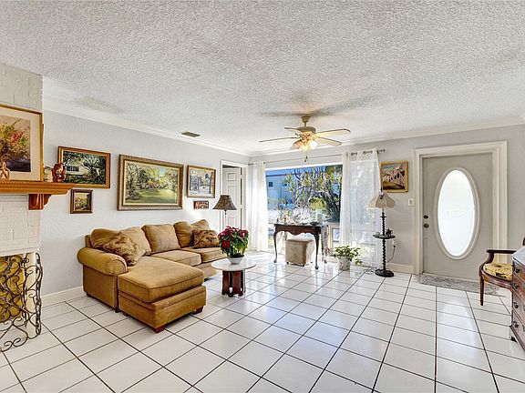 5th image of 1813 NE 26th Drive