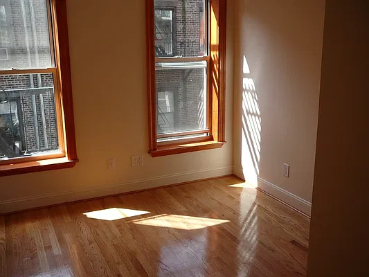 Rented by Kings Court Real Estate | media 20