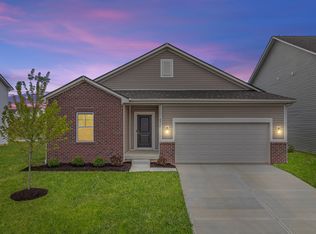 4934 Amber Wood Dr, Indianapolis, IN 46235