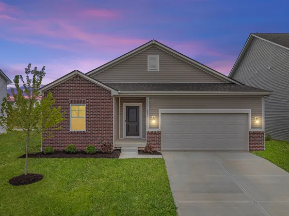 4934 Amber Wood Dr, Indianapolis, IN 46235