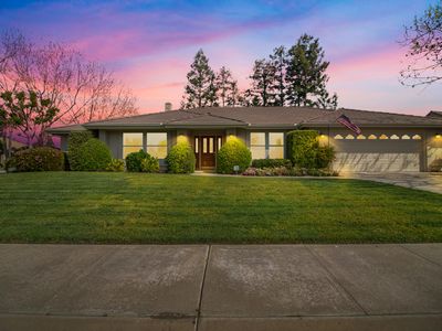 1424 E Feemster Avenue, Visalia, CA, 93292