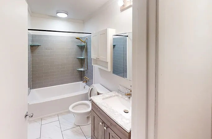 5 bed, 2.0 bath, 1892 sqft, $2,795 — Photo 4